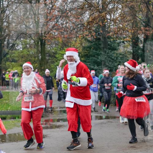07.12.2025 - St. Pauli X-Mass-Run No. 15 Michael Burmester http://msf.ph/oto/9414092 07.12.2025 10:04:26 Laufen 4160, 2068, 4782 meine-sportfotos.de