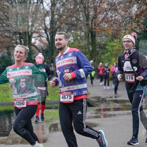 07.12.2025 - St. Pauli X-Mass-Run No. 15 Michael Burmester http://msf.ph/oto/9414125 07.12.2025 10:04:29 Laufen 15, 4350, 15, 4875, 4119 meine-sportfotos.de