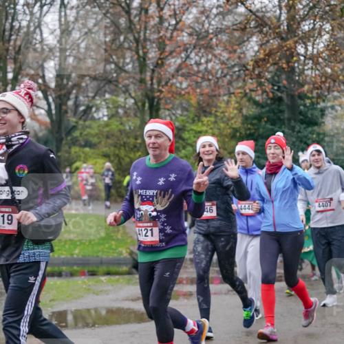 07.12.2025 - St. Pauli X-Mass-Run No. 15 Michael Burmester http://msf.ph/oto/9414137 07.12.2025 10:04:30 Laufen 15, 19, 4121, 46, 4448, 4407 meine-sportfotos.de
