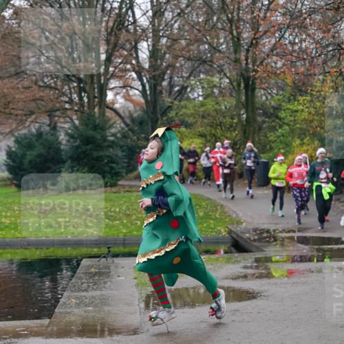 07.12.2025 - St. Pauli X-Mass-Run No. 15 Michael Burmester http://msf.ph/oto/9414161 07.12.2025 10:04:33 Laufen  meine-sportfotos.de