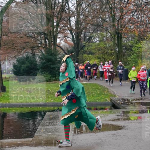 07.12.2025 - St. Pauli X-Mass-Run No. 15 Michael Burmester http://msf.ph/oto/9414164 07.12.2025 10:04:33 Laufen  meine-sportfotos.de