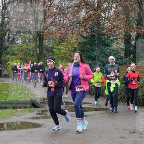 07.12.2025 - St. Pauli X-Mass-Run No. 15 Michael Burmester http://msf.ph/oto/9414207 07.12.2025 10:04:37 Laufen 41, 4284, 387, 369 meine-sportfotos.de