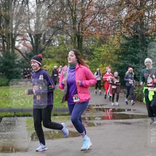 07.12.2025 - St. Pauli X-Mass-Run No. 15 Michael Burmester http://msf.ph/oto/9414216 07.12.2025 10:04:38 Laufen 4118, 42, 369 meine-sportfotos.de