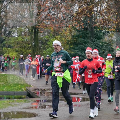 07.12.2025 - St. Pauli X-Mass-Run No. 15 Michael Burmester http://msf.ph/oto/9414228 07.12.2025 10:04:39 Laufen 369, 1, 387, 450 meine-sportfotos.de
