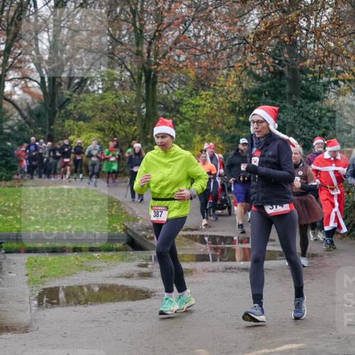 07.12.2025 - St. Pauli X-Mass-Run No. 15 Michael Burmester http://msf.ph/oto/9414255 07.12.2025 10:04:42 Laufen 574, 387 meine-sportfotos.de