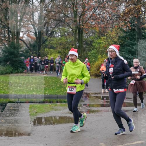 07.12.2025 - St. Pauli X-Mass-Run No. 15 Michael Burmester http://msf.ph/oto/9414261 07.12.2025 10:04:42 Laufen 387, 39 meine-sportfotos.de