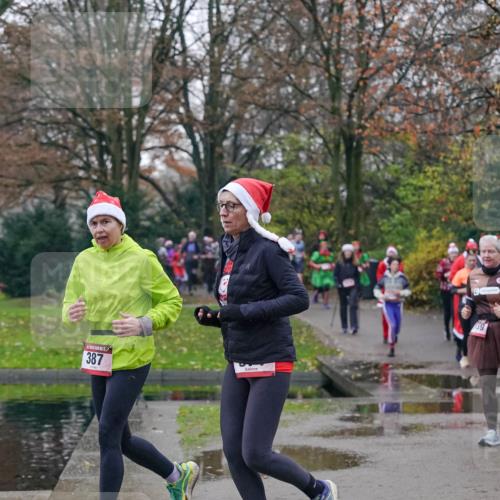 07.12.2025 - St. Pauli X-Mass-Run No. 15 Michael Burmester http://msf.ph/oto/9414270 07.12.2025 10:04:43 Laufen 387, 39 meine-sportfotos.de