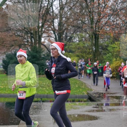 07.12.2025 - St. Pauli X-Mass-Run No. 15 Michael Burmester http://msf.ph/oto/9414273 07.12.2025 10:04:43 Laufen 387, 39 meine-sportfotos.de