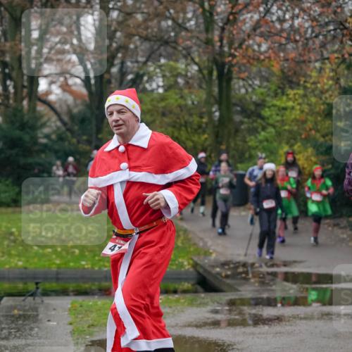 07.12.2025 - St. Pauli X-Mass-Run No. 15 Michael Burmester http://msf.ph/oto/9414303 07.12.2025 10:04:46 Laufen 41 meine-sportfotos.de
