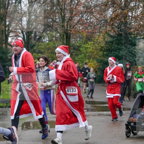 07.12.2025 - St. Pauli X-Mass-Run No. 15 Michael Burmester http://msf.ph/oto/9414345 07.12.2025 10:04:49 Laufen 4133, 3715 meine-sportfotos.de