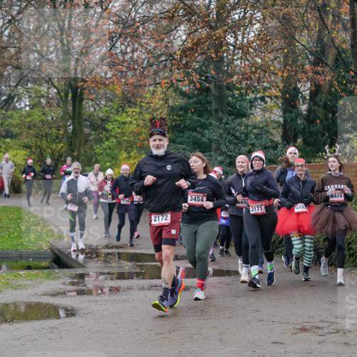 07.12.2025 - St. Pauli X-Mass-Run No. 15 Michael Burmester http://msf.ph/oto/9414414 07.12.2025 10:04:57 Laufen 4515, 4764, 2172, 3454, 45, 4492, 2171, 448, 4485 meine-sportfotos.de