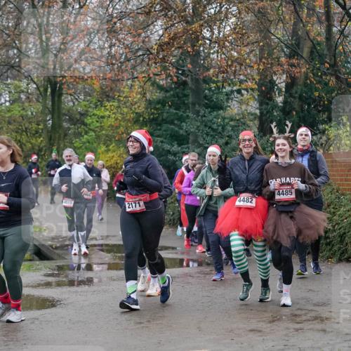 07.12.2025 - St. Pauli X-Mass-Run No. 15 Michael Burmester http://msf.ph/oto/9414429 07.12.2025 10:04:58 Laufen 4515, 766, 2171, 4482, 4485 meine-sportfotos.de