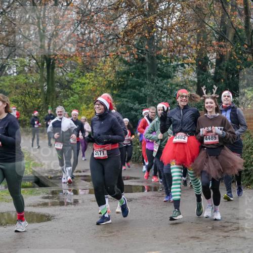 07.12.2025 - St. Pauli X-Mass-Run No. 15 Michael Burmester http://msf.ph/oto/9414432 07.12.2025 10:04:59 Laufen 4515, 2171, 2101, 532, 4482, 4485 meine-sportfotos.de