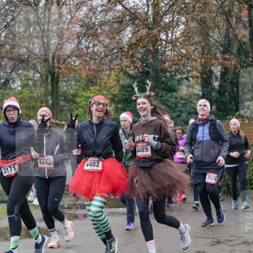 07.12.2025 - St. Pauli X-Mass-Run No. 15 Michael Burmester http://msf.ph/oto/9414447 07.12.2025 10:04:59 Laufen 4492, 2171, 4482, 4485, 4516, 2526 meine-sportfotos.de