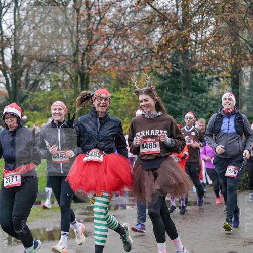 07.12.2025 - St. Pauli X-Mass-Run No. 15 Michael Burmester http://msf.ph/oto/9414453 07.12.2025 10:05:00 Laufen 4492, 482, 2171, 15, 4485, 046, 2526 meine-sportfotos.de