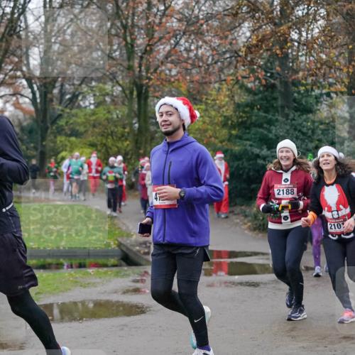 07.12.2025 - St. Pauli X-Mass-Run No. 15 Michael Burmester http://msf.ph/oto/9414539 07.12.2025 10:05:05 Laufen 2188, 210 meine-sportfotos.de
