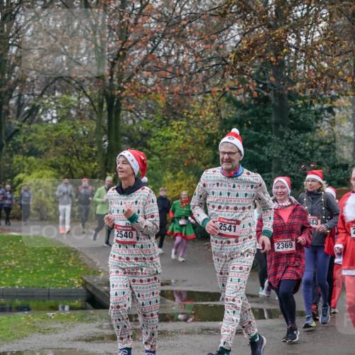 07.12.2025 - St. Pauli X-Mass-Run No. 15 Michael Burmester http://msf.ph/oto/9414677 07.12.2025 10:05:16 Laufen 2540, 2541, 2369, 388 meine-sportfotos.de