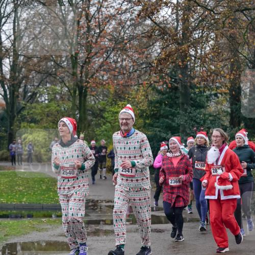 07.12.2025 - St. Pauli X-Mass-Run No. 15 Michael Burmester http://msf.ph/oto/9414686 07.12.2025 10:05:16 Laufen 2540, 2540, 2541, 2369, 4388, 28 meine-sportfotos.de
