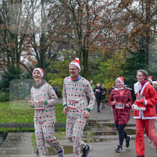 07.12.2025 - St. Pauli X-Mass-Run No. 15 Michael Burmester http://msf.ph/oto/9414695 07.12.2025 10:05:17 Laufen 2541, 2369, 2540, 2874 meine-sportfotos.de