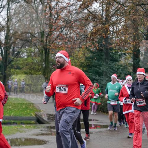 07.12.2025 - St. Pauli X-Mass-Run No. 15 Michael Burmester http://msf.ph/oto/9414713 07.12.2025 10:05:18 Laufen 15, 1586, 1700, 896, 3962 meine-sportfotos.de