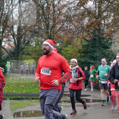 07.12.2025 - St. Pauli X-Mass-Run No. 15 Michael Burmester http://msf.ph/oto/9414719 07.12.2025 10:05:18 Laufen 15, 1586, 1700 meine-sportfotos.de