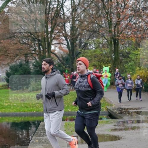 07.12.2025 - St. Pauli X-Mass-Run No. 15 Michael Burmester http://msf.ph/oto/9414801 07.12.2025 10:05:29 Laufen  meine-sportfotos.de