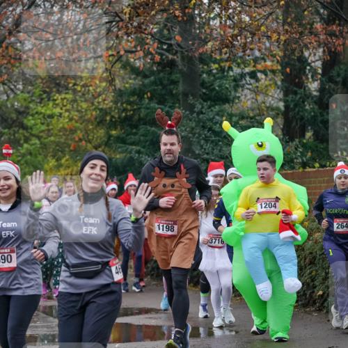 07.12.2025 - St. Pauli X-Mass-Run No. 15 Michael Burmester http://msf.ph/oto/9414829 07.12.2025 10:05:41 Laufen 590, 35, 1198, 3716, 46, 1204, 264 meine-sportfotos.de