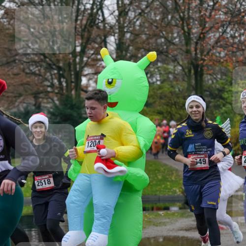 07.12.2025 - St. Pauli X-Mass-Run No. 15 Michael Burmester http://msf.ph/oto/9414852 07.12.2025 10:05:44 Laufen 2518, 5, 1204, 24, 49, 2 meine-sportfotos.de