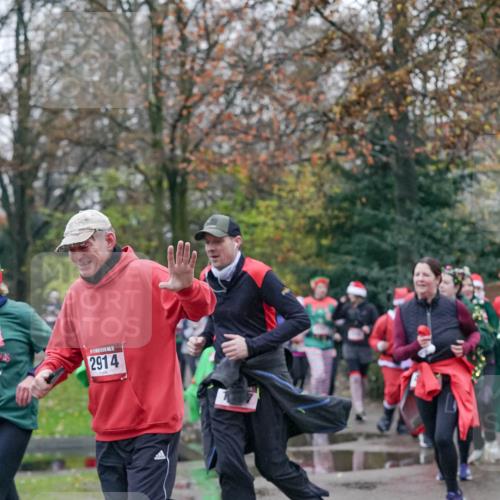 07.12.2025 - St. Pauli X-Mass-Run No. 15 Michael Burmester http://msf.ph/oto/9414974 07.12.2025 10:06:09 Laufen 2914 meine-sportfotos.de