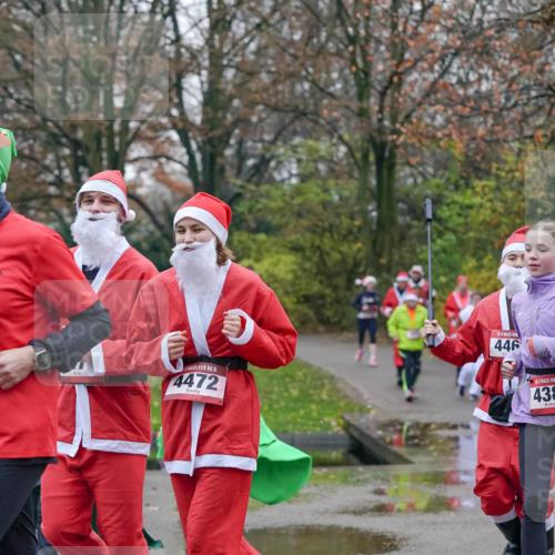 07.12.2025 - St. Pauli X-Mass-Run No. 15 Michael Burmester http://msf.ph/oto/9415005 07.12.2025 10:06:14 Laufen 15, 4472, 446, 438 meine-sportfotos.de
