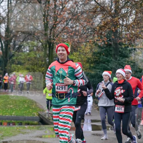 07.12.2025 - St. Pauli X-Mass-Run No. 15 Michael Burmester http://msf.ph/oto/9415017 07.12.2025 10:06:16 Laufen 4291, 94, 3722, 601 meine-sportfotos.de