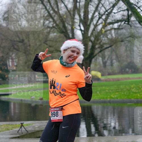 07.12.2025 - St. Pauli X-Mass-Run No. 15 Michael Burmester http://msf.ph/oto/9415091 07.12.2025 10:06:39 Laufen 15, 998 meine-sportfotos.de