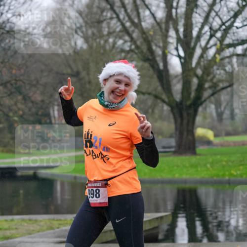 07.12.2025 - St. Pauli X-Mass-Run No. 15 Michael Burmester http://msf.ph/oto/9415092 07.12.2025 10:06:39 Laufen 15, 998 meine-sportfotos.de