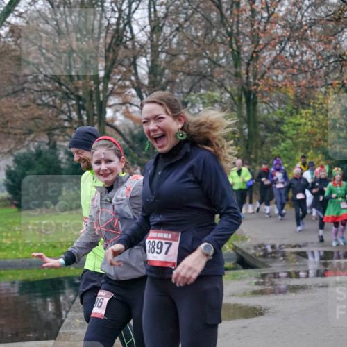 07.12.2025 - St. Pauli X-Mass-Run No. 15 Michael Burmester http://msf.ph/oto/9415098 07.12.2025 10:06:41 Laufen 5, 96, 3897 meine-sportfotos.de