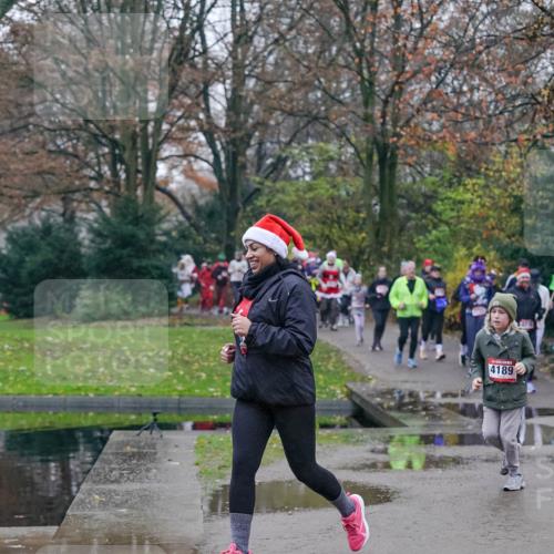 07.12.2025 - St. Pauli X-Mass-Run No. 15 Michael Burmester http://msf.ph/oto/9415104 07.12.2025 10:06:43 Laufen 4189 meine-sportfotos.de