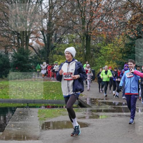 07.12.2025 - St. Pauli X-Mass-Run No. 15 Michael Burmester http://msf.ph/oto/9415114 07.12.2025 10:06:45 Laufen 4064, 1944 meine-sportfotos.de