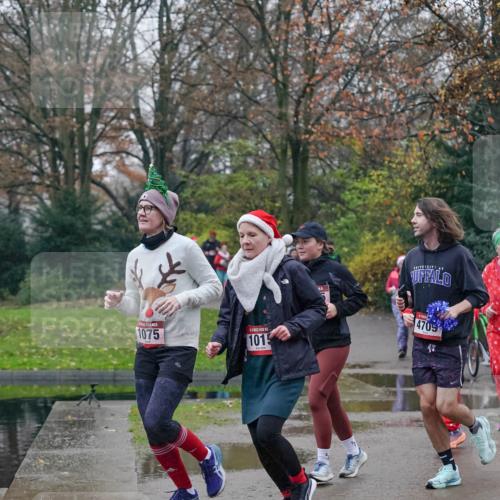 07.12.2025 - St. Pauli X-Mass-Run No. 15 Michael Burmester http://msf.ph/oto/9415185 07.12.2025 10:07:03 Laufen 1075, 1015, 4709, 45 meine-sportfotos.de