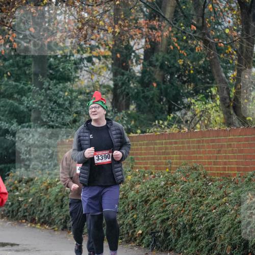 07.12.2025 - St. Pauli X-Mass-Run No. 15 Michael Burmester http://msf.ph/oto/9415217 07.12.2025 10:07:20 Laufen 3390 meine-sportfotos.de