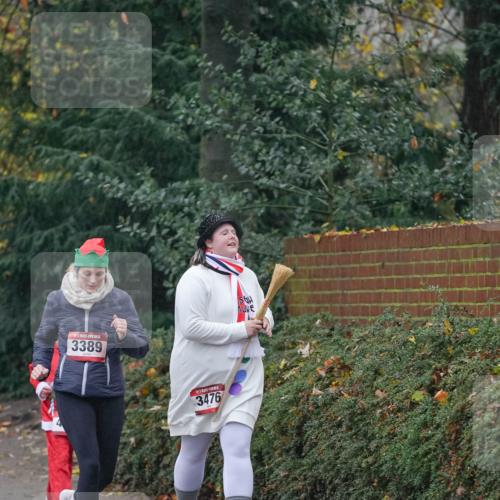 07.12.2025 - St. Pauli X-Mass-Run No. 15 Michael Burmester http://msf.ph/oto/9415227 07.12.2025 10:07:29 Laufen 3389, 3476 meine-sportfotos.de