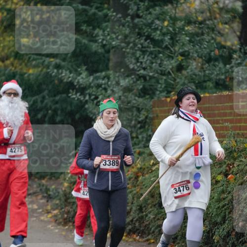 07.12.2025 - St. Pauli X-Mass-Run No. 15 Michael Burmester http://msf.ph/oto/9415231 07.12.2025 10:07:30 Laufen 4275, 42, 3389, 15, 3476 meine-sportfotos.de