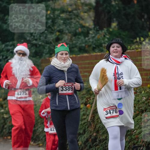 07.12.2025 - St. Pauli X-Mass-Run No. 15 Michael Burmester http://msf.ph/oto/9415234 07.12.2025 10:07:31 Laufen 4275, 5, 3389, 42, 15, 3476 meine-sportfotos.de