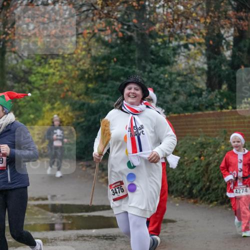 07.12.2025 - St. Pauli X-Mass-Run No. 15 Michael Burmester http://msf.ph/oto/9415243 07.12.2025 10:07:34 Laufen 0, 15, 9, 3476, 4274 meine-sportfotos.de