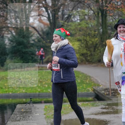 07.12.2025 - St. Pauli X-Mass-Run No. 15 Michael Burmester http://msf.ph/oto/9415244 07.12.2025 10:07:35 Laufen 3389, 3175 meine-sportfotos.de