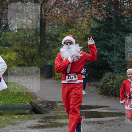 07.12.2025 - St. Pauli X-Mass-Run No. 15 Michael Burmester http://msf.ph/oto/9415246 07.12.2025 10:07:36 Laufen 15, 4275, 42 meine-sportfotos.de