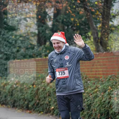 07.12.2025 - St. Pauli X-Mass-Run No. 15 Michael Burmester http://msf.ph/oto/9415303 07.12.2025 10:08:04 Laufen 15, 735 meine-sportfotos.de