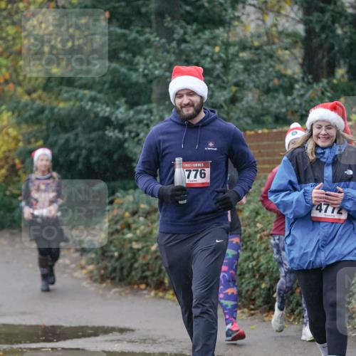 07.12.2025 - St. Pauli X-Mass-Run No. 15 Michael Burmester http://msf.ph/oto/9415327 07.12.2025 10:08:22 Laufen 15, 776, 4772 meine-sportfotos.de