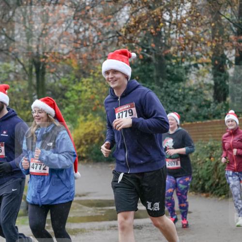 07.12.2025 - St. Pauli X-Mass-Run No. 15 Michael Burmester http://msf.ph/oto/9415334 07.12.2025 10:08:25 Laufen 6, 4772, 5, 4779, 2078 meine-sportfotos.de