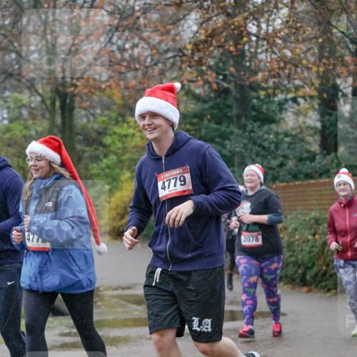07.12.2025 - St. Pauli X-Mass-Run No. 15 Michael Burmester http://msf.ph/oto/9415335 07.12.2025 10:08:25 Laufen 4777, 15, 4779, 2078 meine-sportfotos.de
