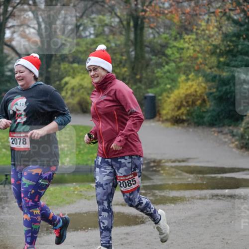 07.12.2025 - St. Pauli X-Mass-Run No. 15 Michael Burmester http://msf.ph/oto/9415346 07.12.2025 10:08:27 Laufen 2078, 2085 meine-sportfotos.de