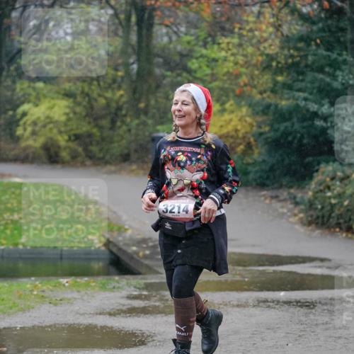 07.12.2025 - St. Pauli X-Mass-Run No. 15 Michael Burmester http://msf.ph/oto/9415350 07.12.2025 10:08:30 Laufen 1, 3214 meine-sportfotos.de